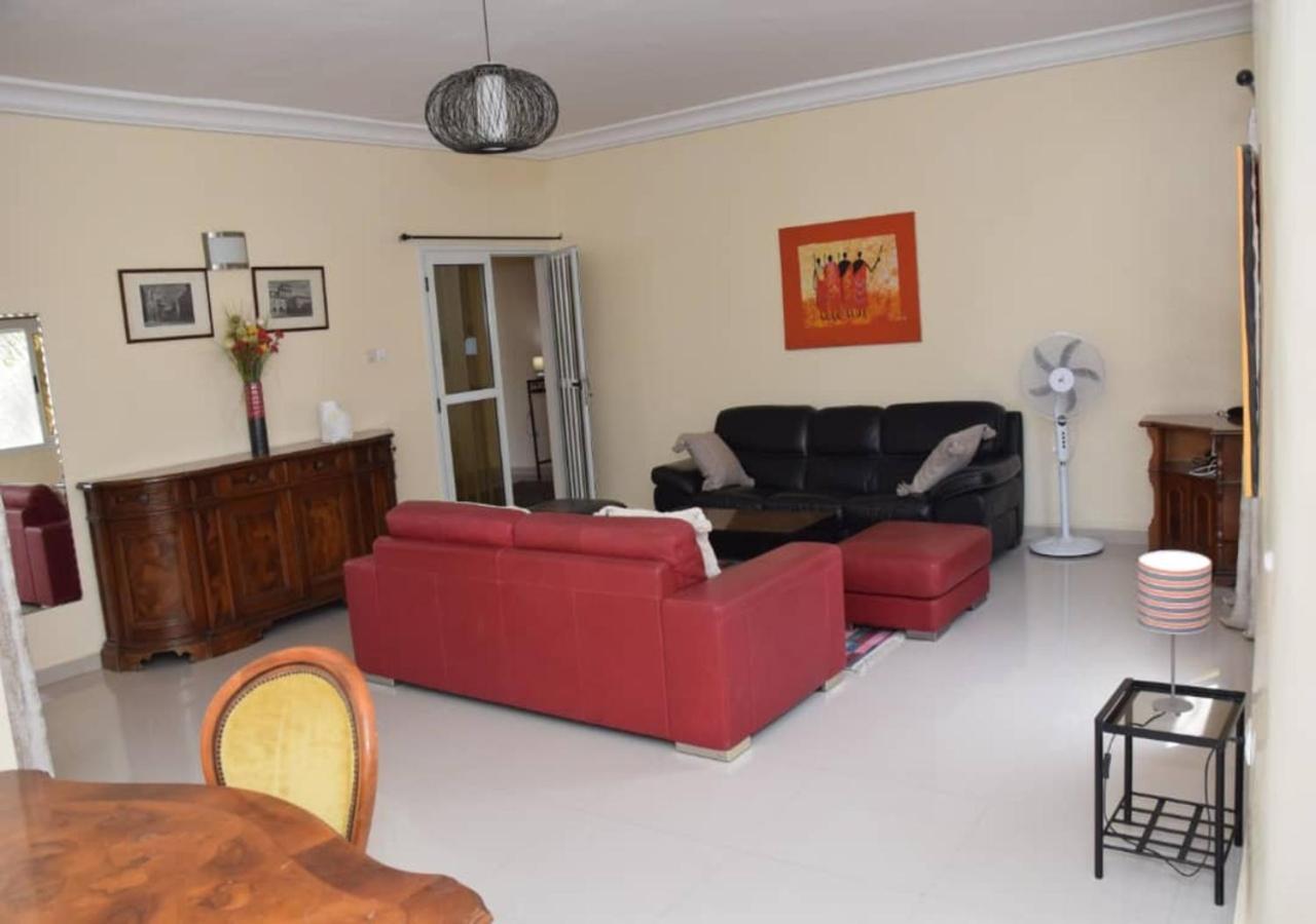 Ferienwohnung Chez Ouly Dakar Exterior foto