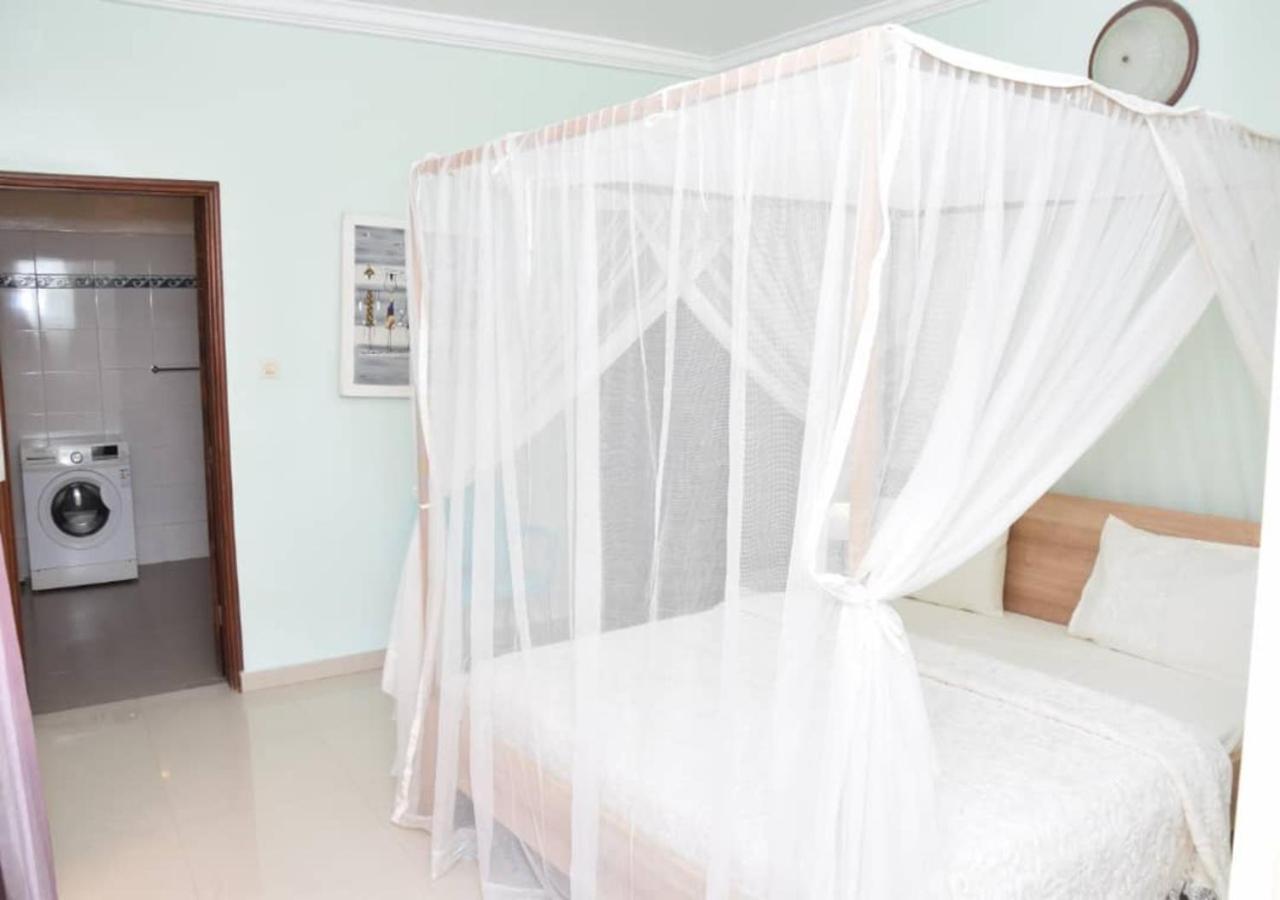 Ferienwohnung Chez Ouly Dakar Exterior foto