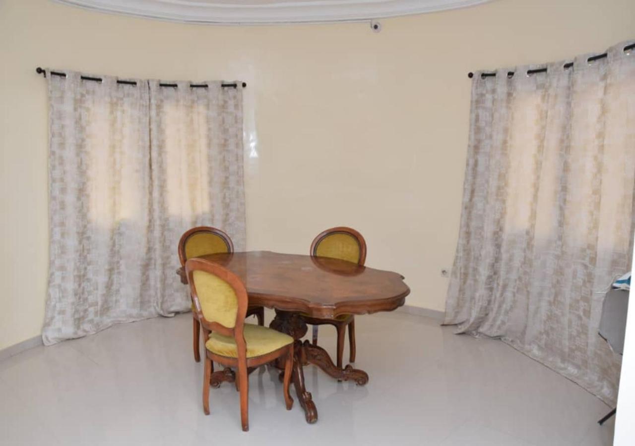 Ferienwohnung Chez Ouly Dakar Exterior foto